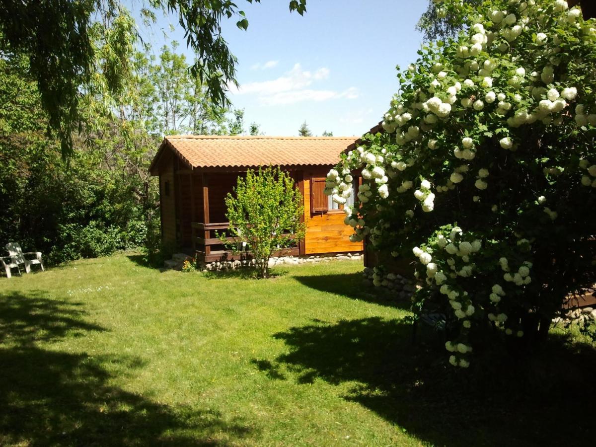 Les Chalets Quazemi A Casteil Exterior foto