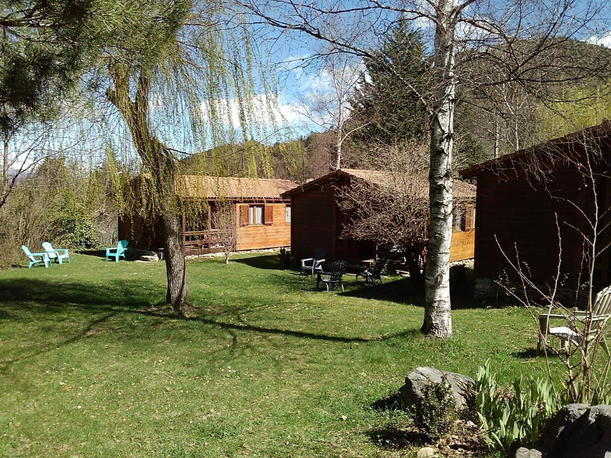 Les Chalets Quazemi A Casteil Exterior foto